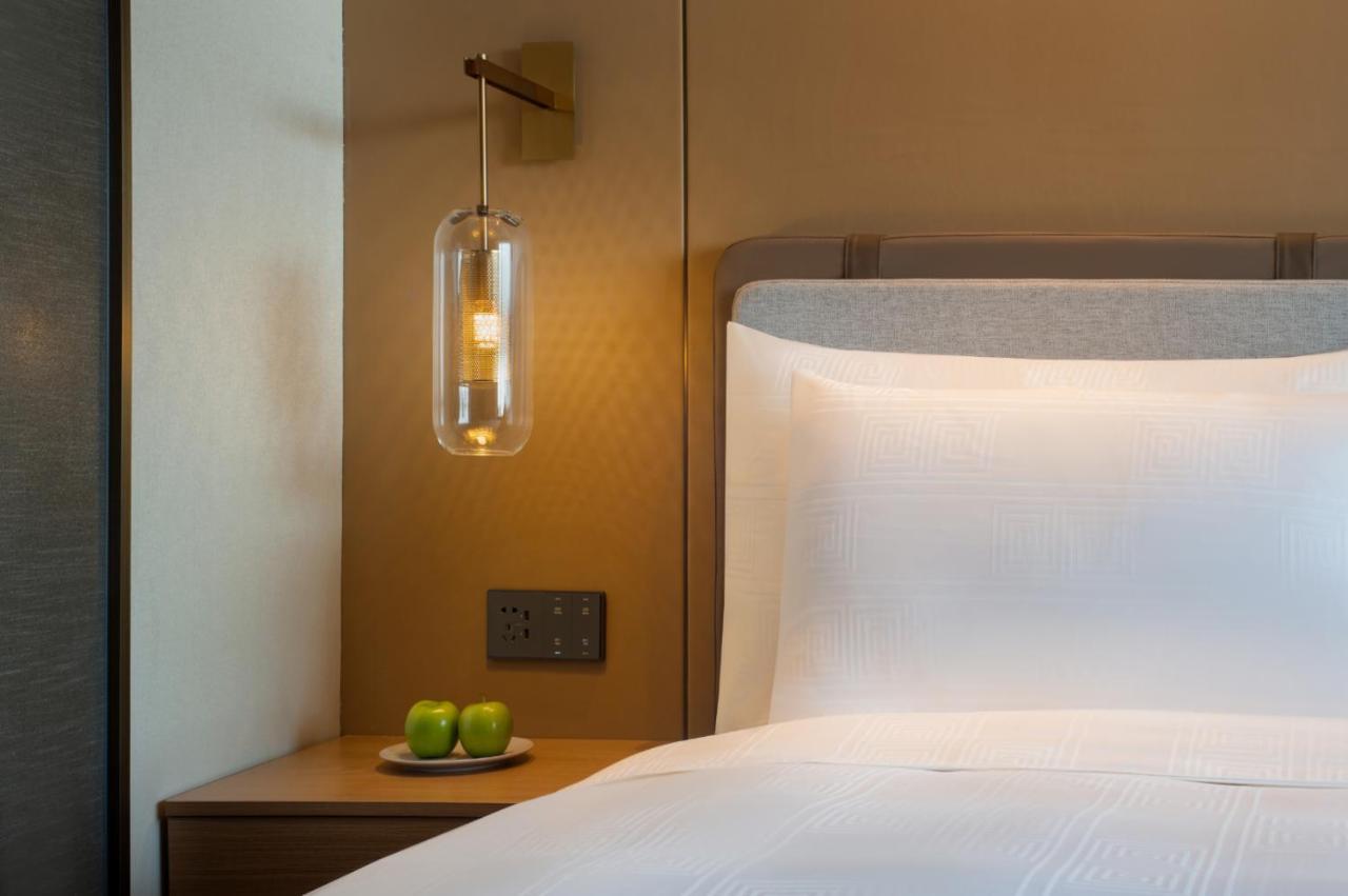 Guangzhou Hotel - Free Shuttle Bus To Exhibition Center During Canton Fair Period Экстерьер фото