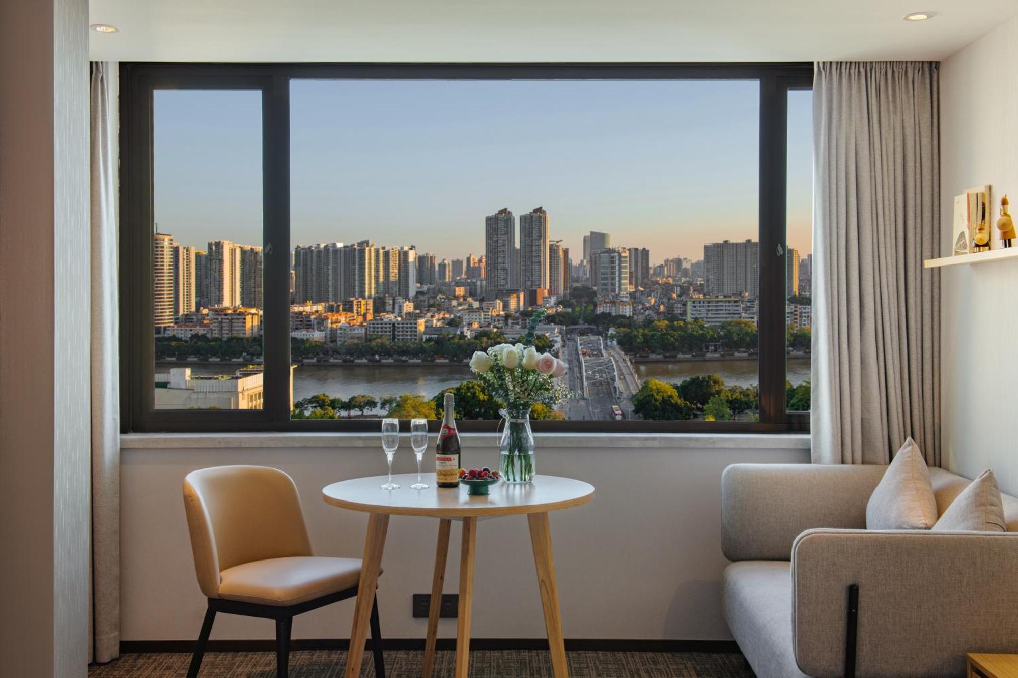 Guangzhou Hotel - Free Shuttle Bus To Exhibition Center During Canton Fair Period Экстерьер фото